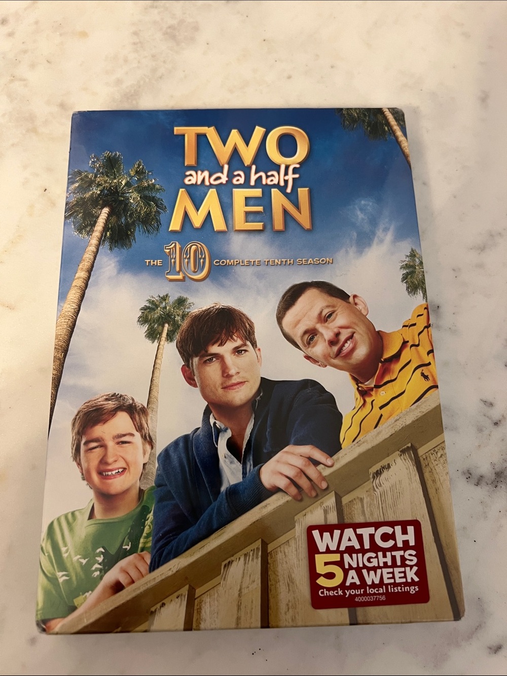 Two and a Half Men: The Complete Tenth Season - Blue & Yellow Cover